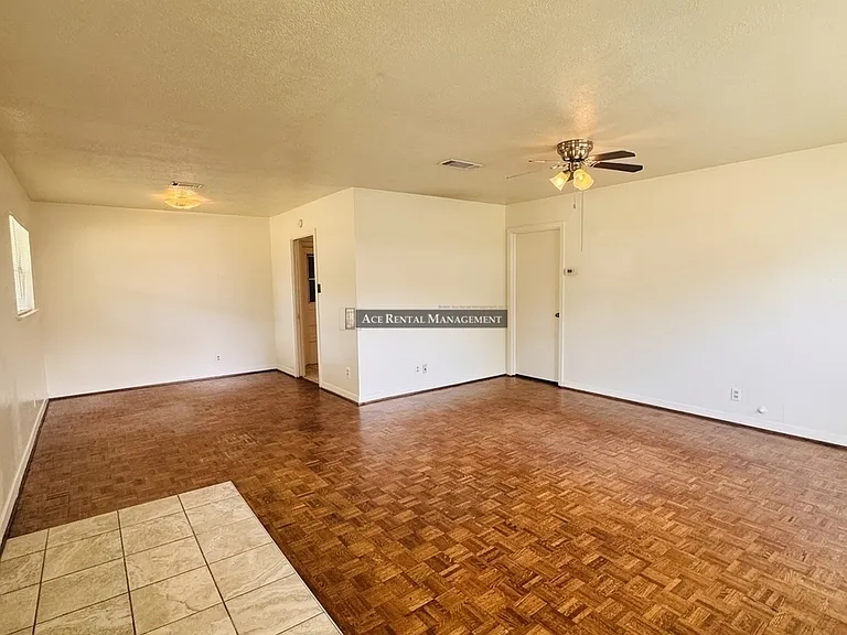 1543 Alamo St — Photo 2