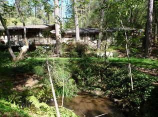 5887 Oakmore Dr, Paradise, CA 95969