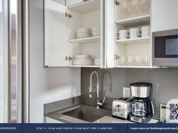 7 East 75th Street image 7 of 23