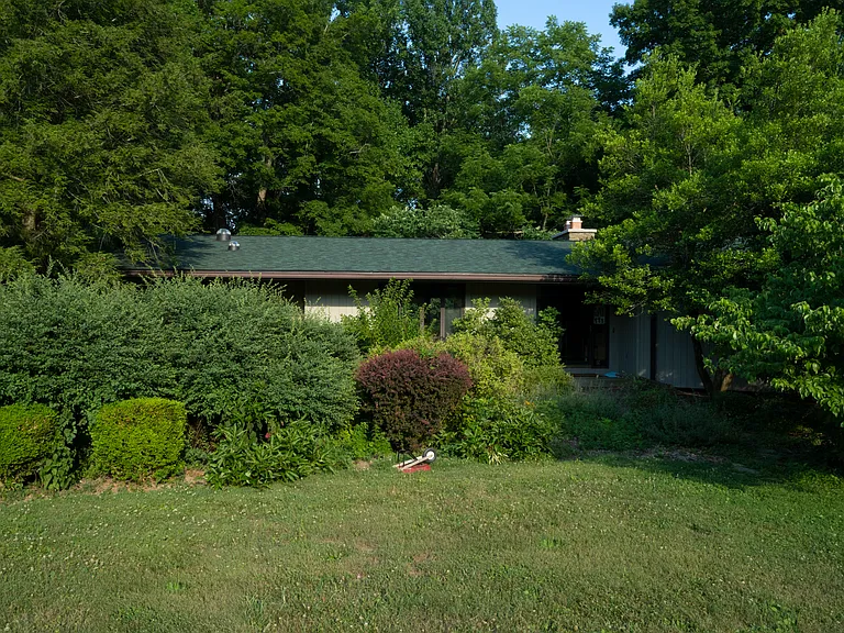 4842 E Inverness Woods Rd — Photo 43
