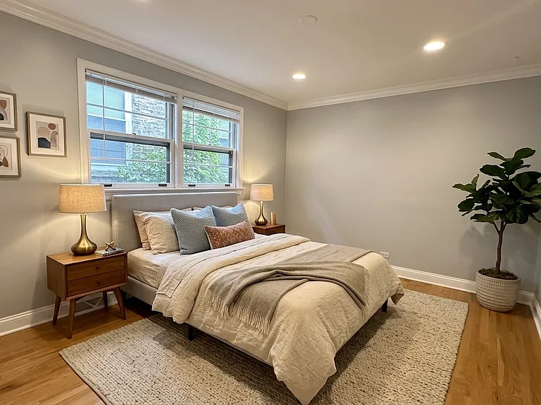 5717 N Saint Louis Ave #2 — Photo 12