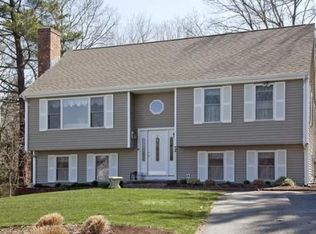 12 Haskins St, Plymouth, MA 02360