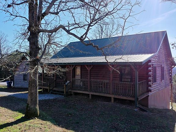 4th image of 100 Alexander Rd