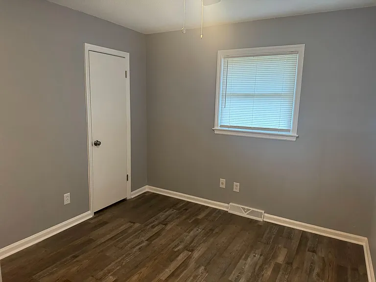 205 Lancaster Rd — Photo 12