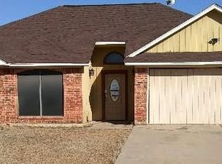 302 Meadow Dr, Ponder, TX 76259