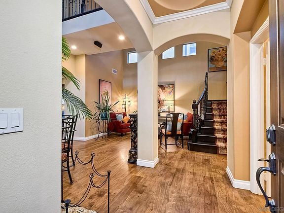 5th image of 11728 Miro Cir