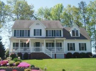 8232 Angela Nicole Ln, Mechanicsville, VA 23111
