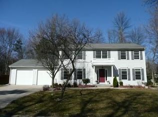 4204 Stonegate Dr, Midland, MI