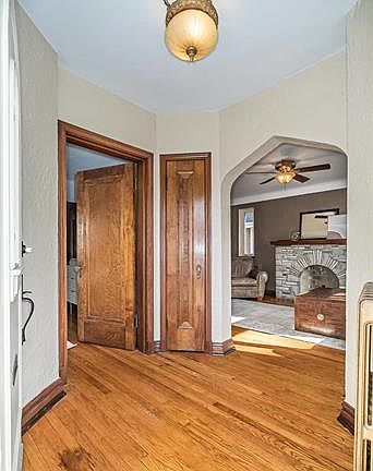 5th image of 5319 Tholozan Ave
