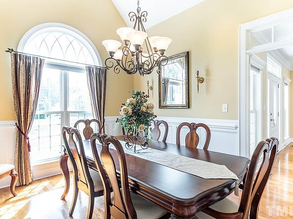 2nd image of 45 Tall Cedar Ln