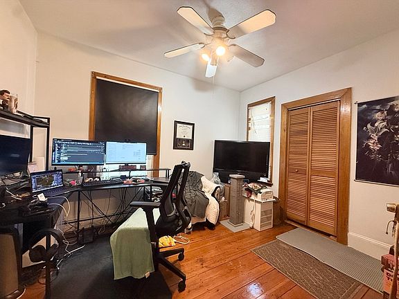 4th image of 252 Elm St #1