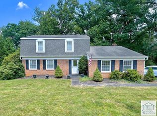 923 Mulberry Rd, Martinsville, VA 24112