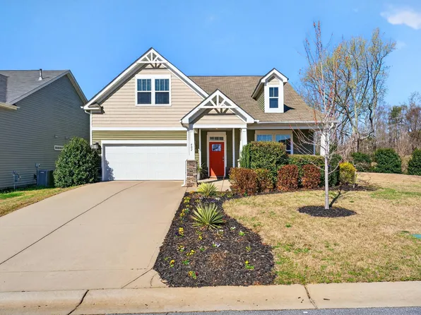 402 Vestry Pl, Moore, SC 29369