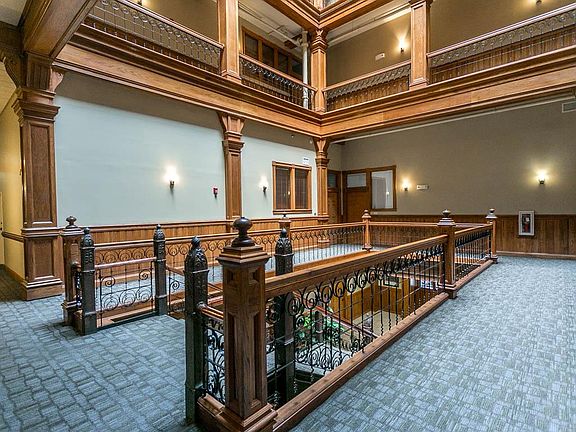3rd image of 612 Central St APT 204