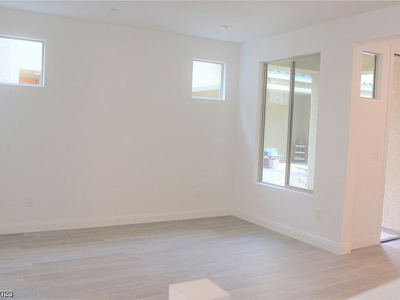 4th image of 6491 Castalnova Bend Dr