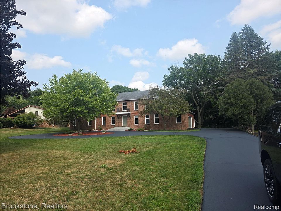 1st image of 1210 Springborrow Dr