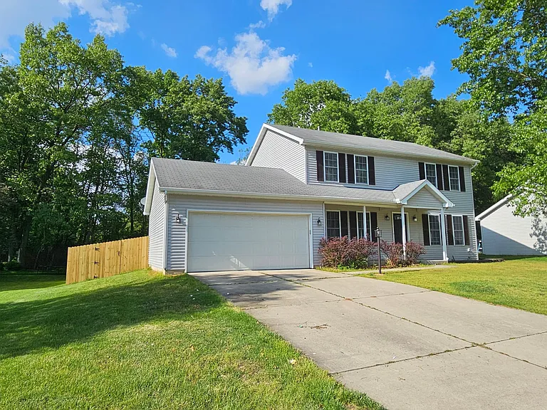 10279 Rosewood Ct — Photo 3