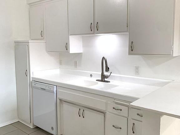 5th image of 335 N Isabel St #7