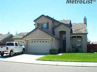 2429 California St, Escalon, CA 95320