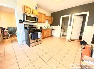 21 Monmouth St #1AB, Boston, MA 02128