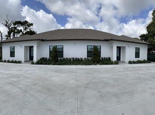 2571 Gulfstream Rd, Palm Springs, FL 33406