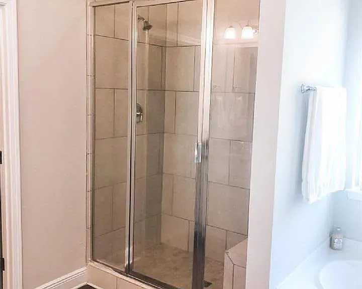 4873 Dupont Cir — Photo 8