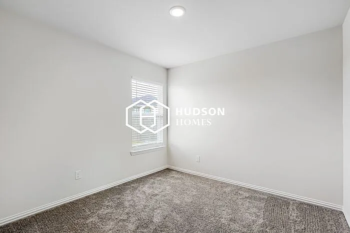 3009 Gillespie Ct — Photo 6