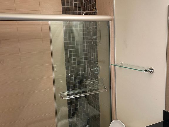 3rd image of 1436 Ulloa St #1