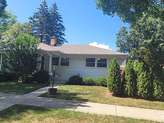 2nd image of 801 N Pine Ave