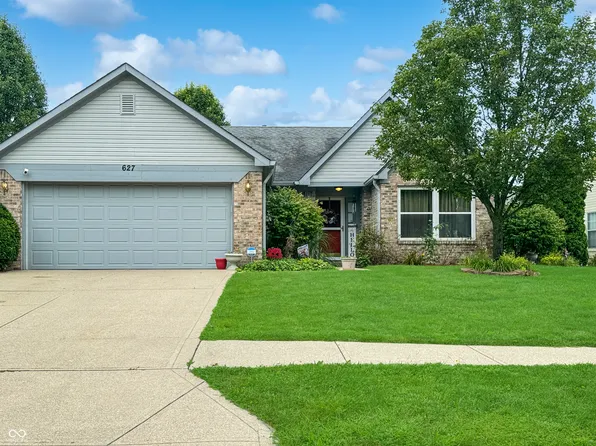 627 Hunting Creek Dr, Greenwood, IN 46142