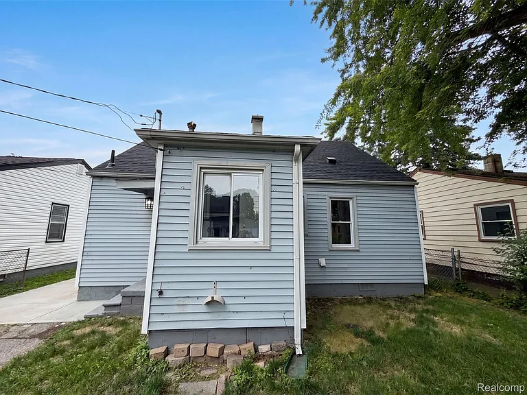 11268 Maxwell Ave — Photo 13