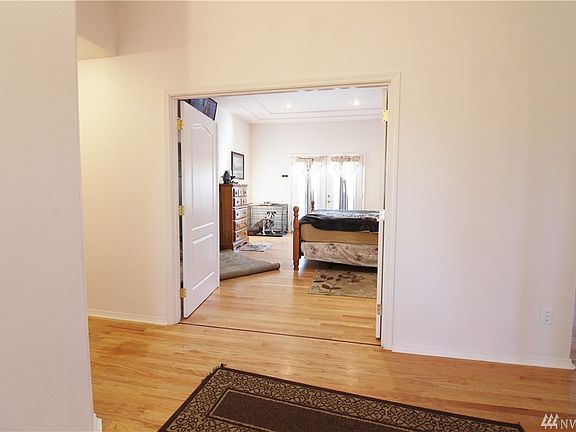 5th image of 4414 49th Street Ct E