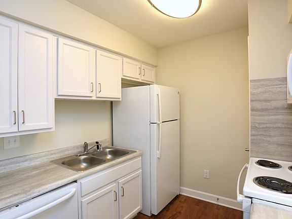 5th image of 500 N Main St #518M
