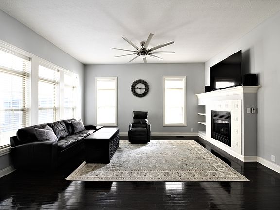 4th image of 4248 Hobbs Landing Dr W