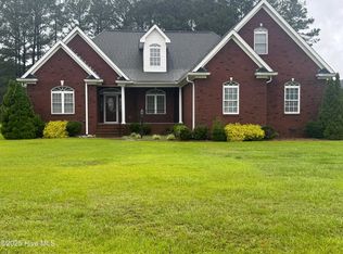 315 Hunters Creek Dr, Goldsboro, NC 27534