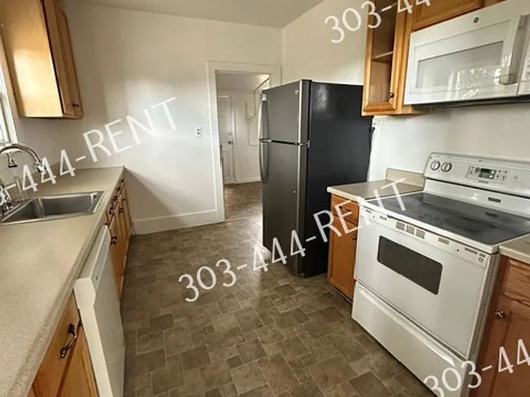 1401 Ingalls St — Photo 8