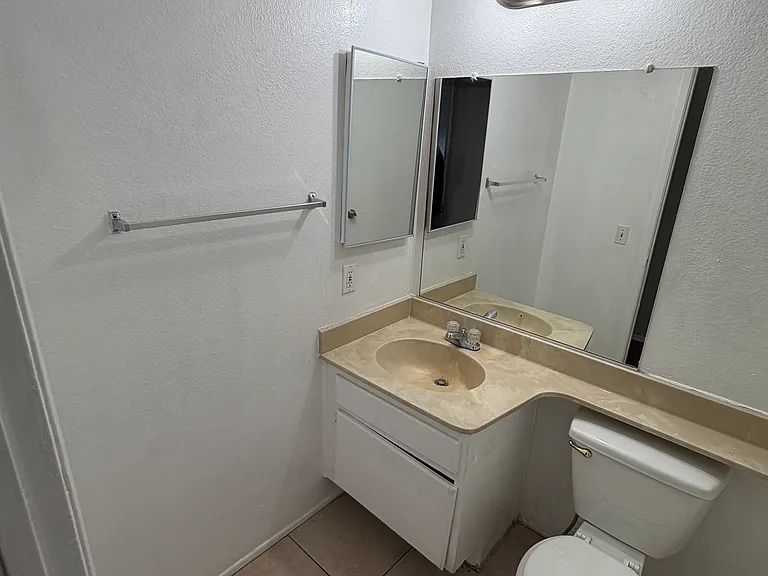 369 N Eucalyptus Ave #31 — Photo 20