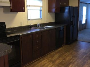 72 Orchard Park Rd, Flat Rock, NC 28731