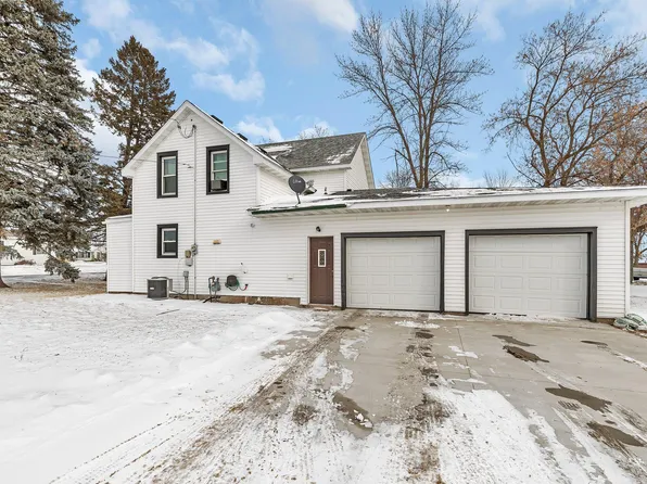 106 Park Ave SE, Pierz, MN 56364