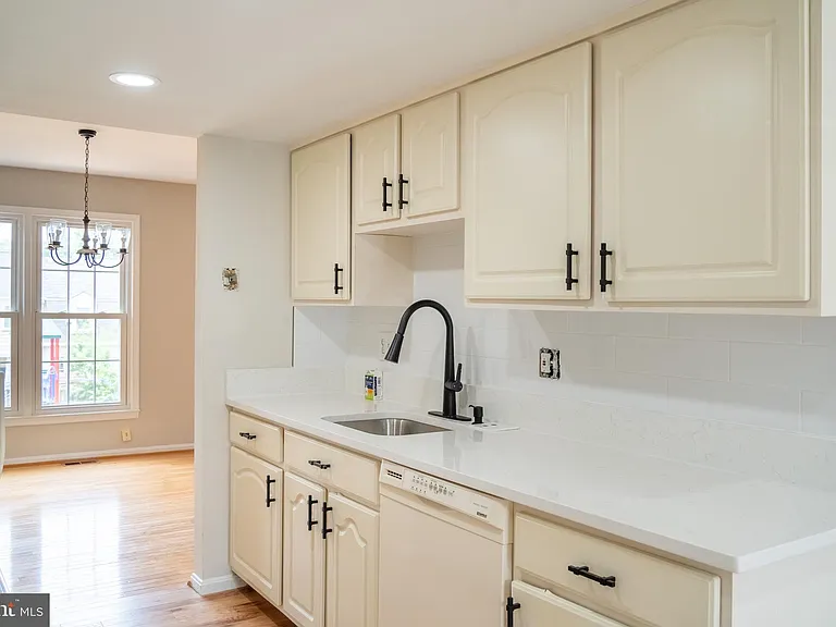 3970 Bradwater St — Photo 13