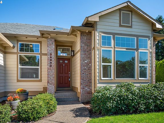 3rd image of 14892 SE Lilac Dr