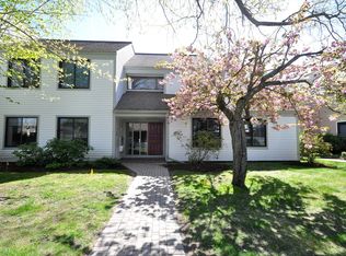 6 Concord Greene UNIT 5, Concord, MA 01742