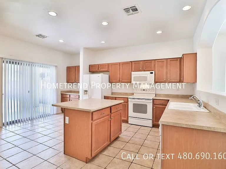 4475 E Warbler Ct — Photo 4