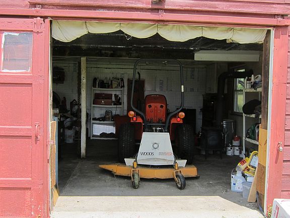 5th image of 5682 State Route 81