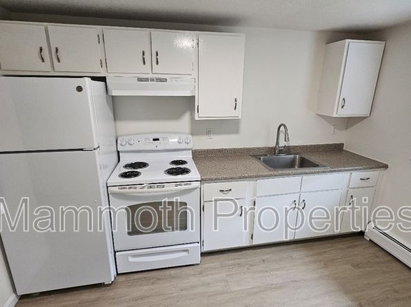 9 Emerald Dr #11