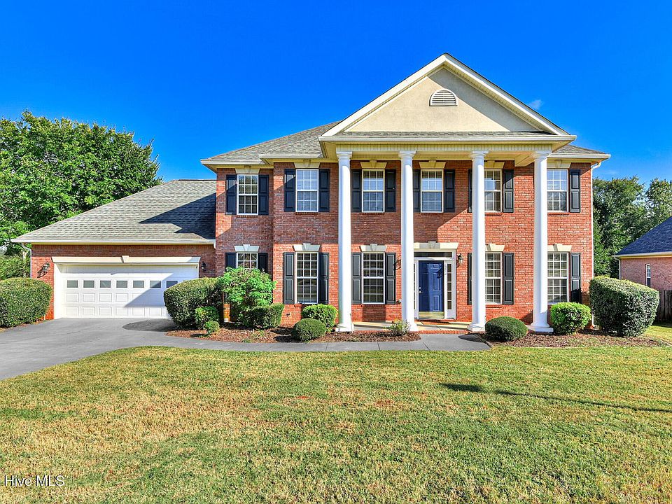 1st image of 724 Avrett Circle