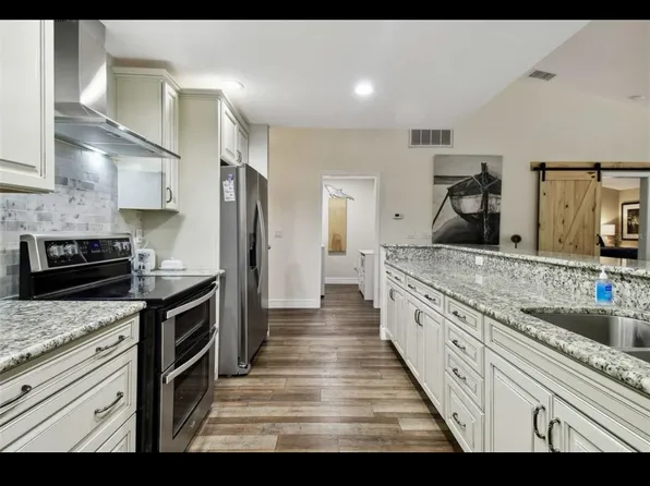 1900 Whispering Way, Tarpon Springs, FL 34689