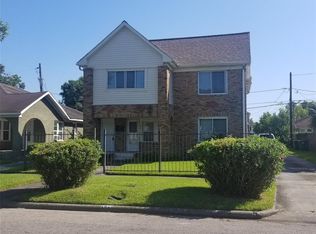2821 Cleburne St, Houston, TX 77004