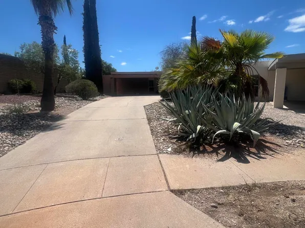 9010 E Berkshire Pl, Tucson, AZ 85710