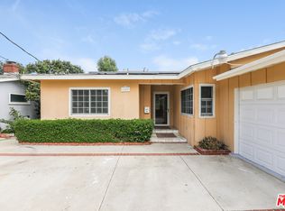 16427 Haynes St, Van Nuys, CA 91406